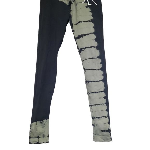 SoulCycle Black Tie Dye Leggings Size Small - Picture 7 of 13